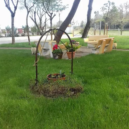 Cute One-bedroom With Direct Access To The Sea * Lido di Scacchi